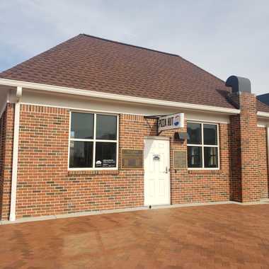 The first Pizza Hut is really more of a house.