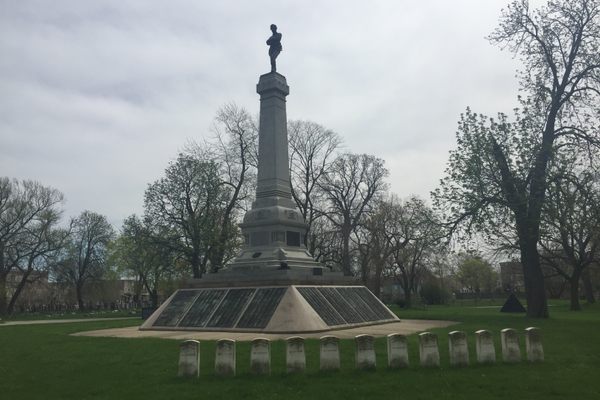 Confederate Mound.
